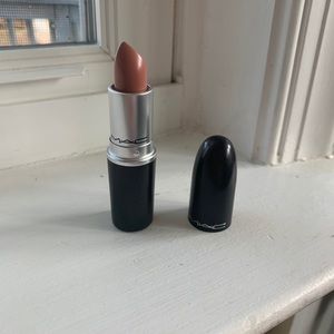 MAC Cream Lipstick in Blankety